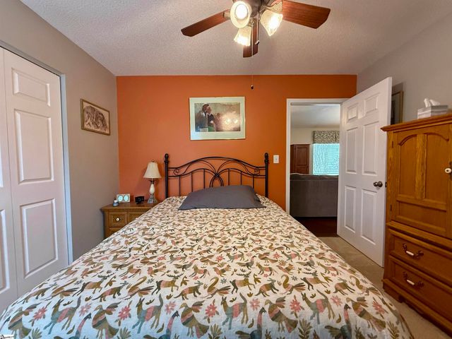 20 Lantern Lane, Greer, SC 29651