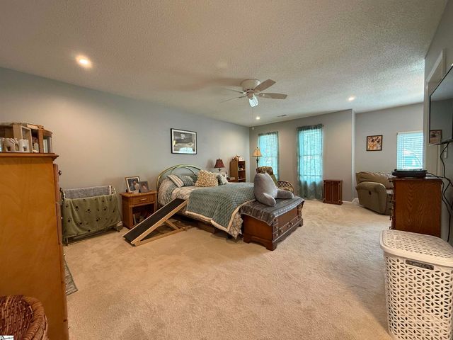 20 Lantern Lane, Greer, SC 29651