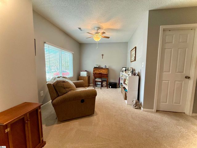 20 Lantern Lane, Greer, SC 29651