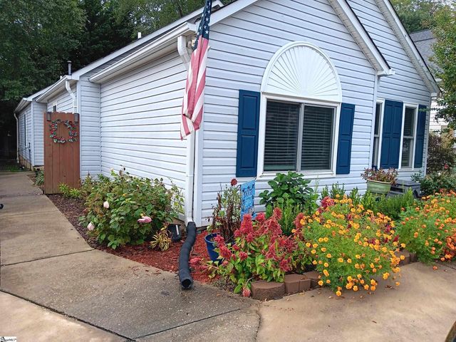 20 Lantern Lane, Greer, SC 29651