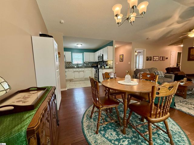 20 Lantern Lane, Greer, SC 29651