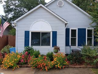 20 Lantern Lane, Greer, SC 29651