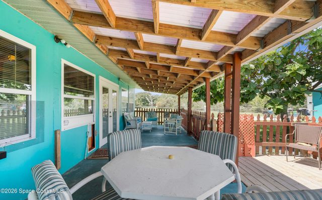 4720 Sand Point Road, Grant, FL 32949