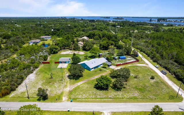 4720 Sand Point Road, Grant, FL 32949