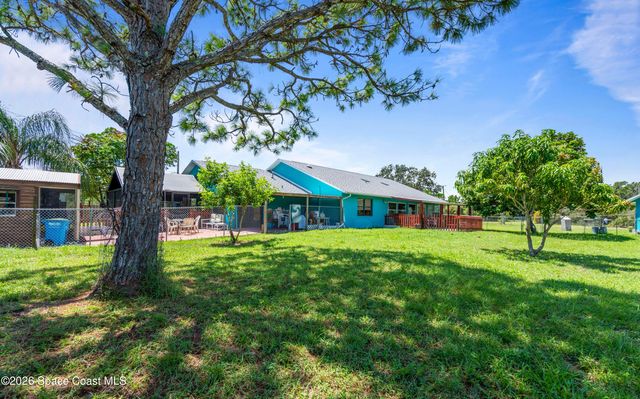 4720 Sand Point Road, Grant, FL 32949