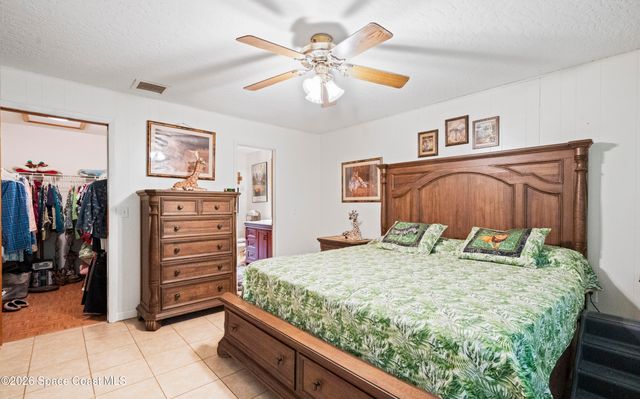 4720 Sand Point Road, Grant, FL 32949