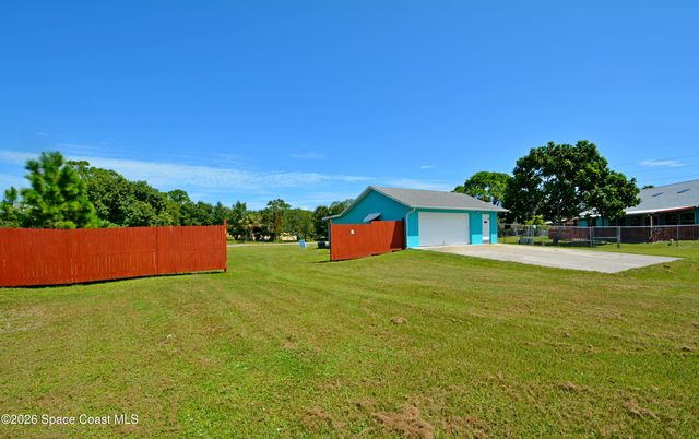 4720 Sand Point Road, Grant, FL 32949