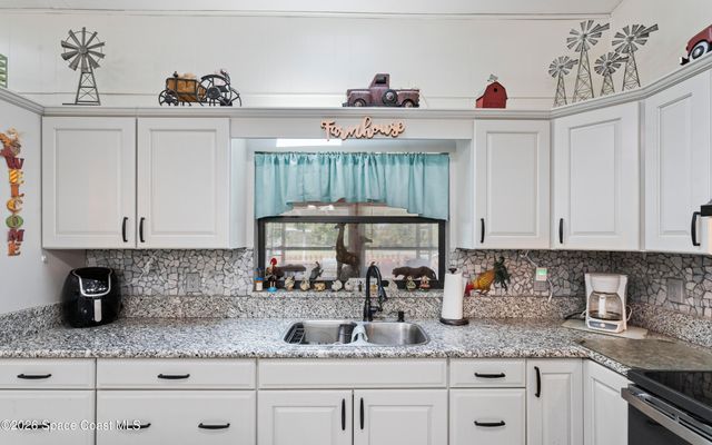 4720 Sand Point Road, Grant, FL 32949