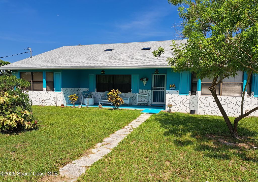 4720 Sand Point Road, Grant, FL 32949