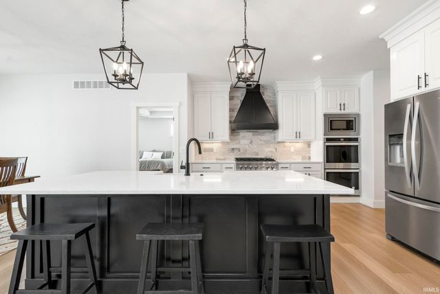 54628 Salem Farms Court, Osceola, IN 46561