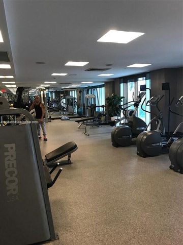 555 NE 15th Street 20E, Miami, FL 33132