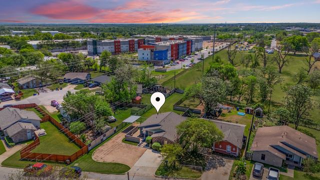 5707 Tracy Lynn LN A, Austin, TX 78721