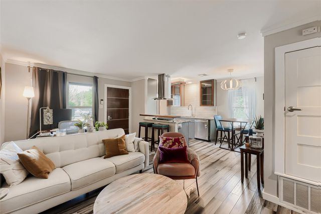 5707 Tracy Lynn LN A, Austin, TX 78721