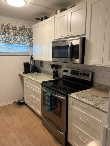 2566 Garden Drive S 307, Lake Worth, FL 33461