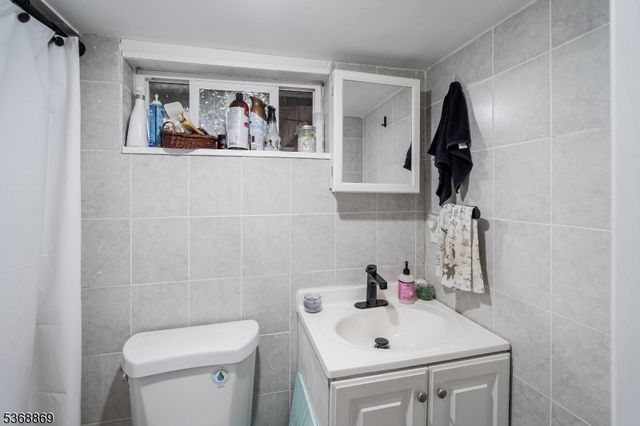 404 Cranford Ave, Linden City, NJ 07036