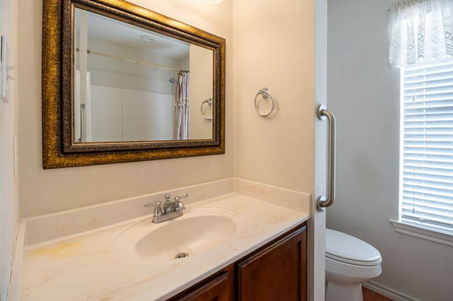 1304 Shawnee Road, Red Oak, TX 75165