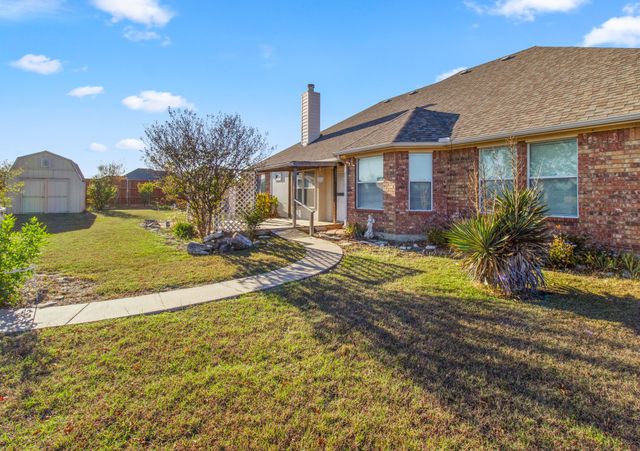 1304 Shawnee Road, Red Oak, TX 75165