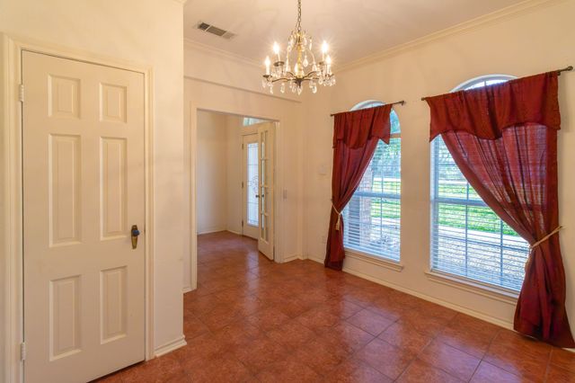 1304 Shawnee Road, Red Oak, TX 75165