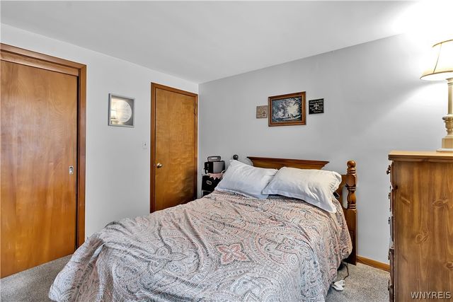 77 Norwood Drive, West Seneca, NY 14224