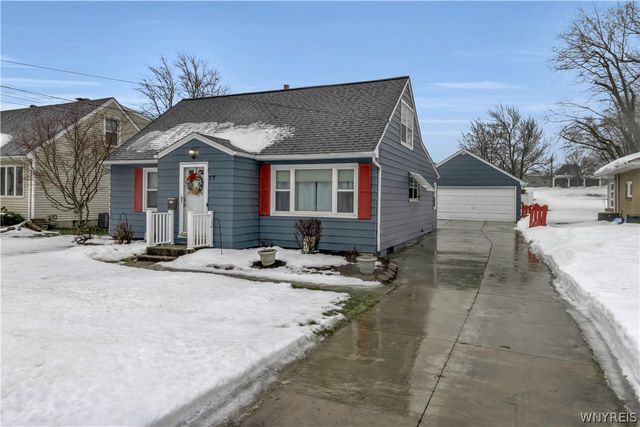77 Norwood Drive, West Seneca, NY 14224