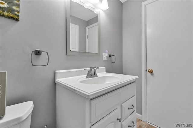 77 Norwood Drive, West Seneca, NY 14224