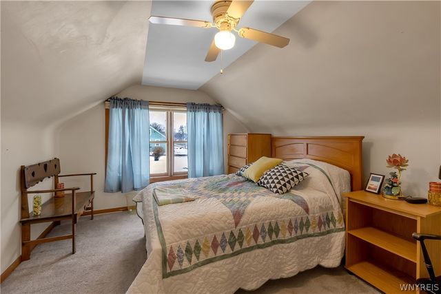 77 Norwood Drive, West Seneca, NY 14224