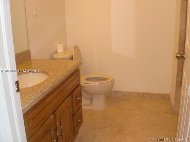3590 Coral Way 902, Miami, FL 33145
