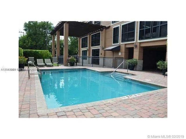 3590 Coral Way 902, Miami, FL 33145