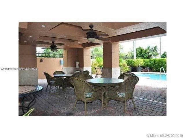 3590 Coral Way 902, Miami, FL 33145