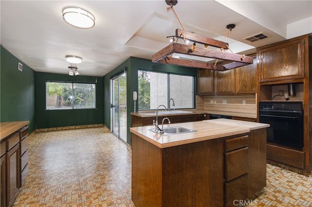 11050 Baile Avenue, Chatsworth, CA 91311