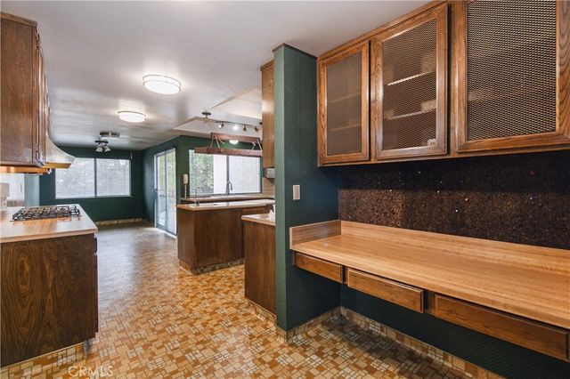 11050 Baile Avenue, Chatsworth, CA 91311