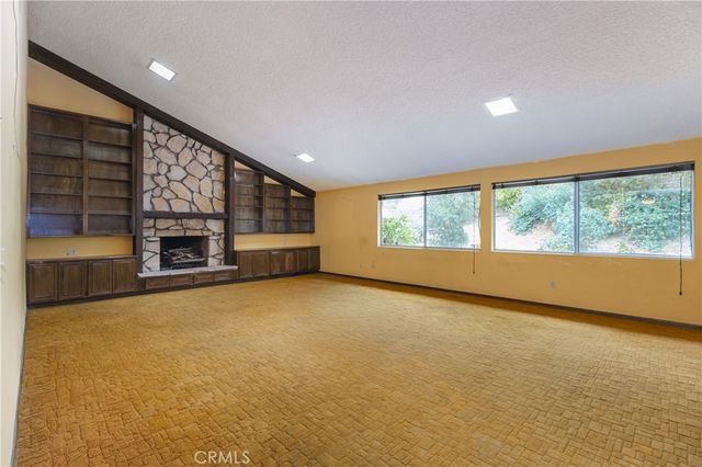 11050 Baile Avenue, Chatsworth, CA 91311