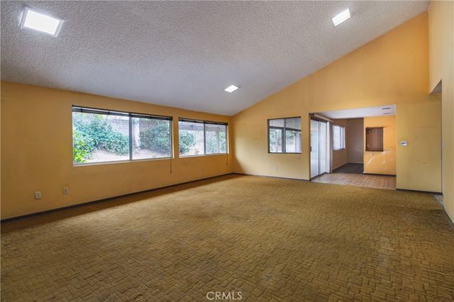 11050 Baile Avenue, Chatsworth, CA 91311