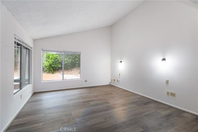 11050 Baile Avenue, Chatsworth, CA 91311