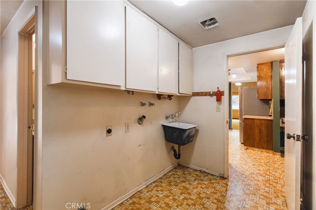 11050 Baile Avenue, Chatsworth, CA 91311