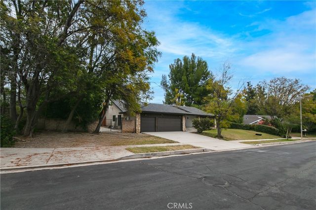 11050 Baile Avenue, Chatsworth, CA 91311