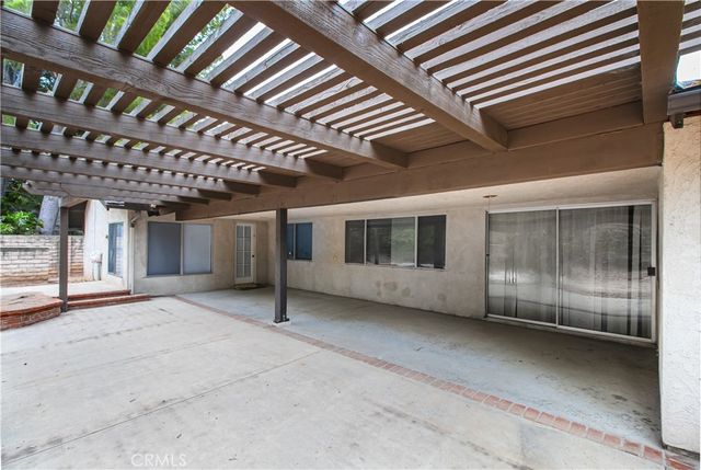 11050 Baile Avenue, Chatsworth, CA 91311