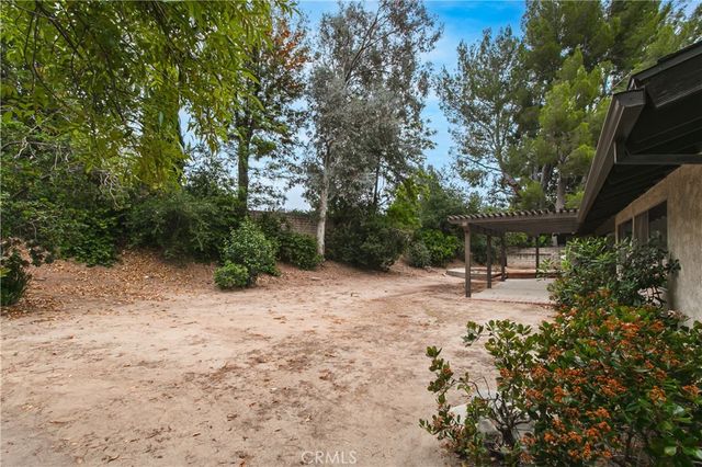 11050 Baile Avenue, Chatsworth, CA 91311