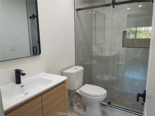 5711 Aura Ave, Tarzana, CA 91356