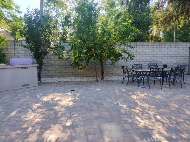 5711 Aura Ave, Tarzana, CA 91356