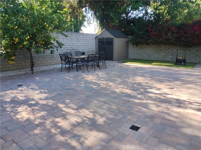5711 Aura Ave, Tarzana, CA 91356