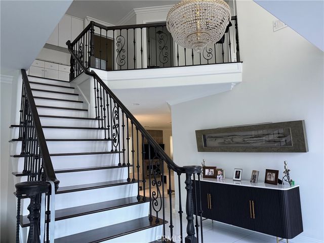 5711 Aura Ave, Tarzana, CA 91356