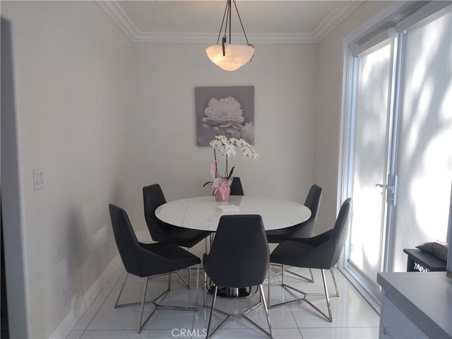 5711 Aura Ave, Tarzana, CA 91356