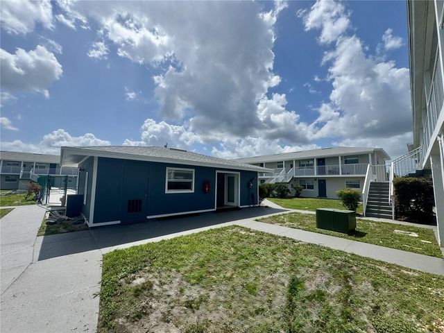 1400 EUDORA ROAD D35, Mount Dora, FL 32757