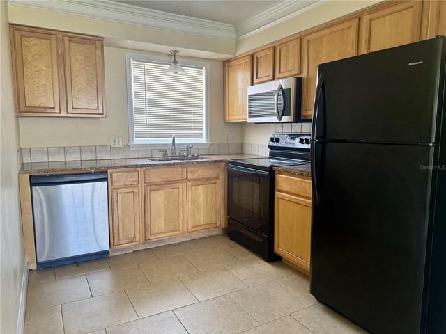 1400 EUDORA ROAD D35, Mount Dora, FL 32757