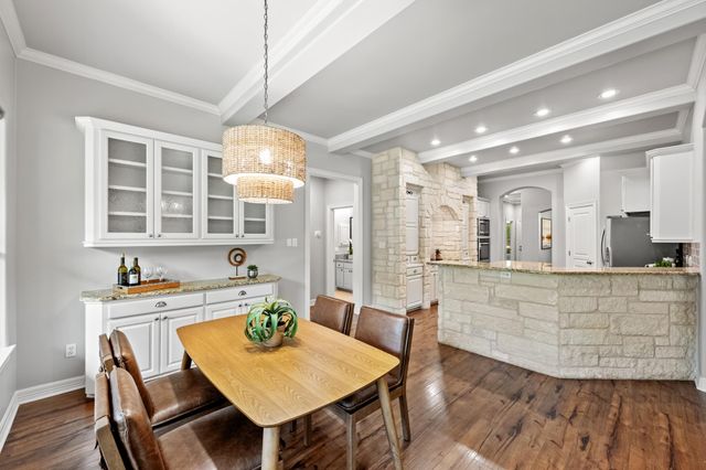 806 Overlook BND, Leander, TX 78641