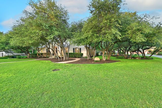 806 Overlook BND, Leander, TX 78641