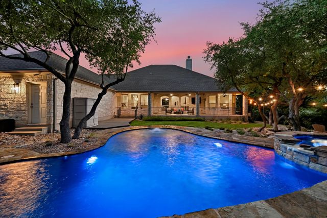806 Overlook BND, Leander, TX 78641