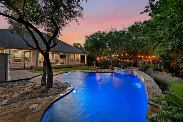 806 Overlook BND, Leander, TX 78641