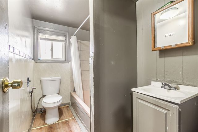 626 Jay St, Rochester, NY 14611